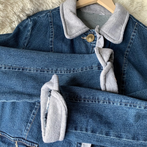 Jean Jacket with Gray Jersey Knit Trim - Picture 4 of 7